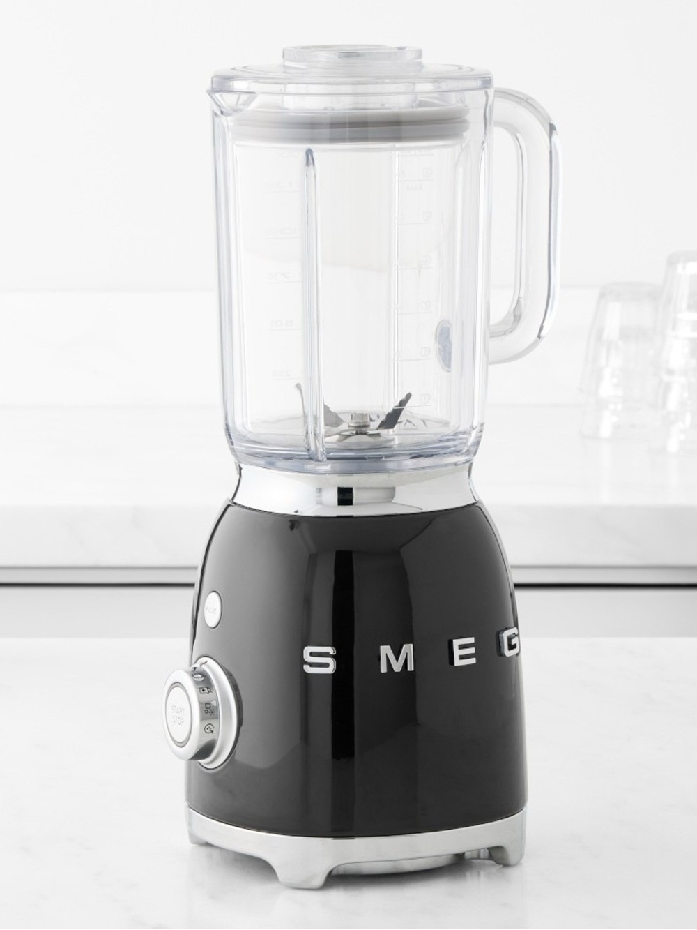 NWT SMEG 50's Style Retro Black Blender